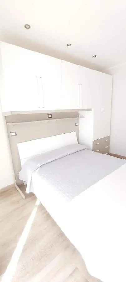 Le Scalette Bed and Breakfast Λα Μανταλένα Ιταλία