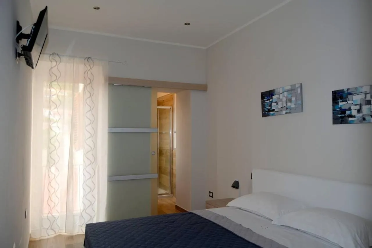 Le Scalette Bed and Breakfast Λα Μανταλένα